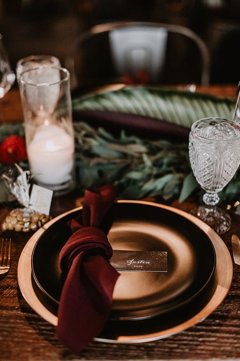 Black Tablecloth Wedding, Black Tablescape, Copper Wedding Decor, Black Wedding Table, Summer Fall Wedding, Gold Table Setting, Wedding Glassware, Engagement Dinner, Black Tablecloth