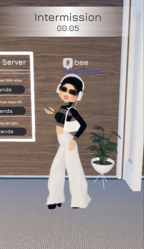 Dress to Impress on Roblox Dress To Impress Street Wear Theme, Dress To Impress Roblox Game Outfits, Dress To Impress Roblox, Roblox Dress, Dti Ideas, Dti Fits, Berry Ave, Holiday Break, School Fits