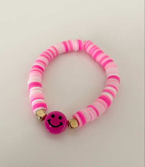 Clay Bead Bracelet Ideas Hot Pink, Clay Bracelet Ideas Pink, Pink Bracelet Ideas Clay Beads, Clay Bead Colour Combos, Pink Clay Bead Bracelet, Clay Bead Jewelry, Make Clay Beads, Clay Bracelets, Clay Bead Necklace