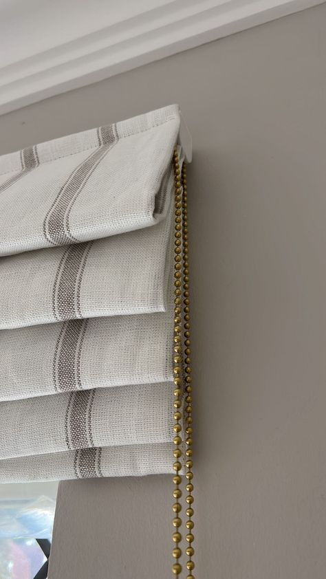 Ticking Stripe Roman Blind, Ian Mankin Curtains, Striped Blinds, Fabric Blinds For Windows, Window Blinds Ideas Bedrooms, Roman Blind, Neutral Roman Blinds, Roller Shades Living Room, Victorian Bay Window