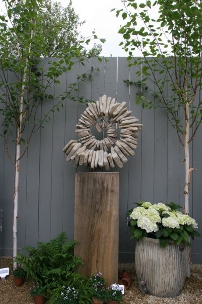 Tre Kunst, Rock Sculpture, Have Inspiration, Garden Art Sculptures, Driftwood Art, Outdoor Art, Garden Crafts, Balcony Garden, Garden Ornaments