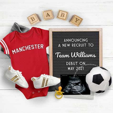 Halloween Baby Announcement, Digital Baby Announcement, Soccer Baby, Football Diy, Announcement Pregnancy, Football Baby, Baby Reveal, Reveal Ideas, Diy Photo