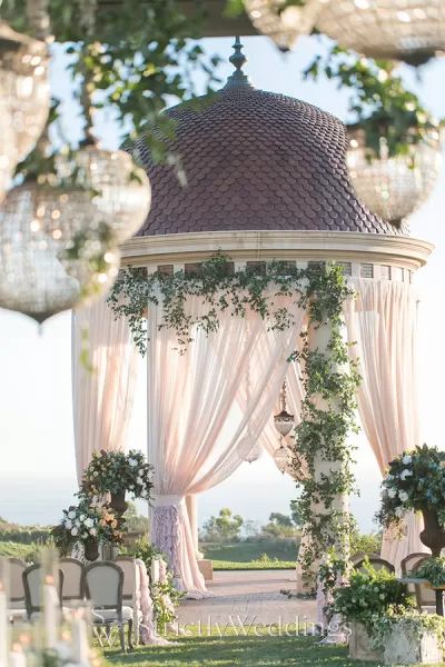 Luxury Wedding Ideas, Pelican Hill Wedding, Pelican Hill, Luxury Weddings Reception, Gazebo Wedding, Strictly Weddings, European Wedding, European Home Decor, Luxe Wedding