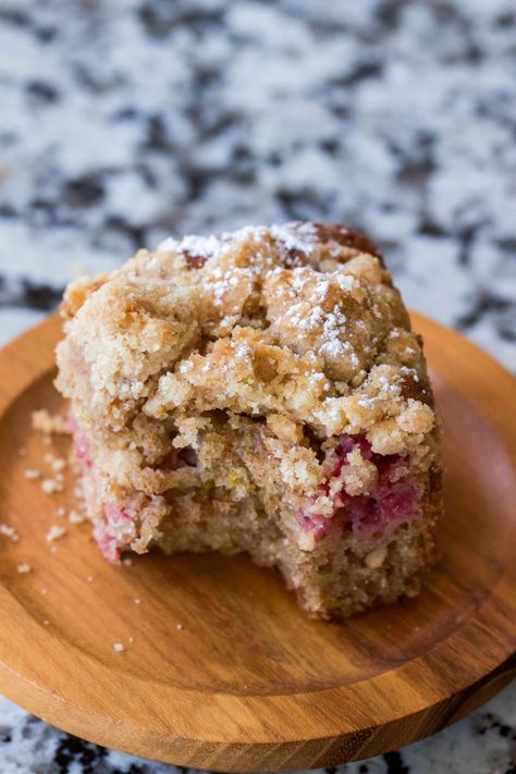 Sourdough Coffee Cake - Mostly Sourdough Sourdough Rhubarb, Healthy Strawberry Cake, Sourdough Coffee Cake, Rhubarb Coffee Cake, Sourdough Discard Recipe, Raspberry Coffee Cakes, Rhubarb Bread, Rhubarb Coffee Cakes, Rhubarb Muffins