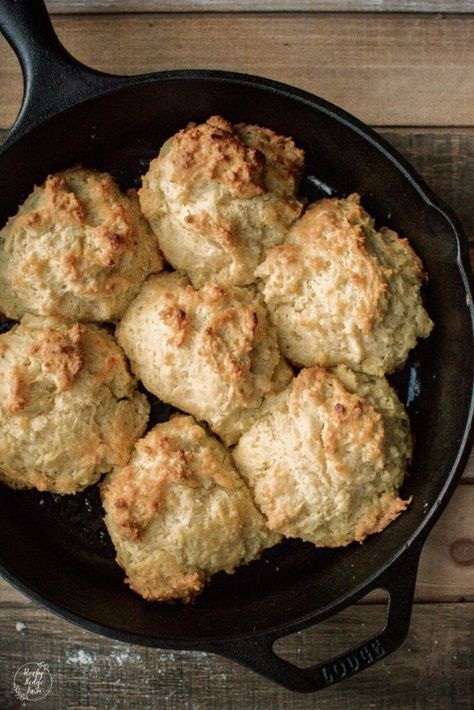 Buttermilk Drop Biscuits Drop Biscuit Recipe, Buttermilk Drop Biscuits, Easy Drop Biscuits, Naturally Sweetened Desserts, Homemade Sausage Gravy, Drop Biscuits Recipe, Biscuits From Scratch, Homemade Buttermilk Biscuits, Biscuit Recipes