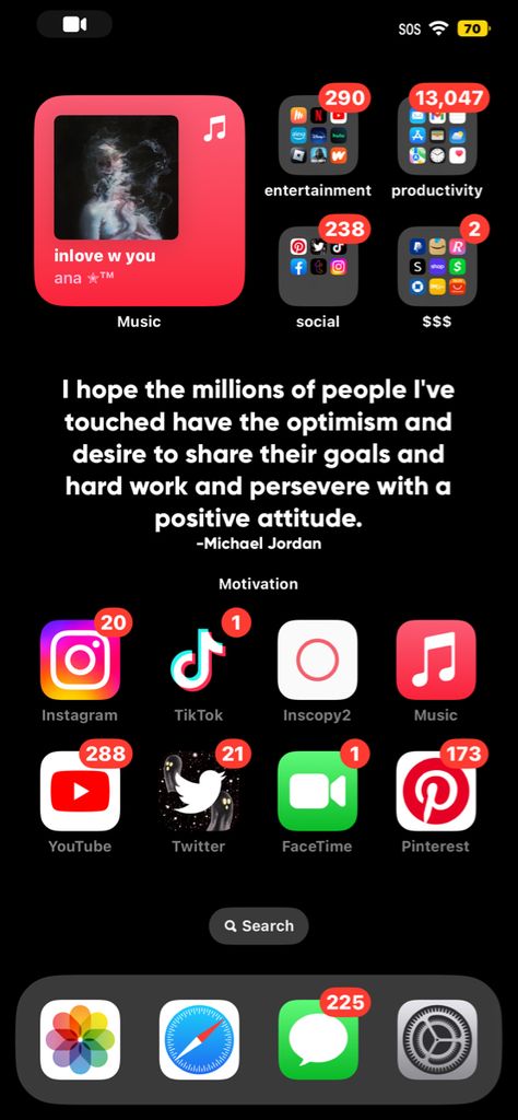 Phone Organization Home Screen Ideas, What’s On My Iphone, Phone Set Up Homescreen, Iphone Home Screen Layout Organized, Iphone Set Up Ideas Homescreen, Iphone Organization Screens, Phone Organization Home Screen, Homescreen Organization Iphone, Iphone Home Screen Ideas