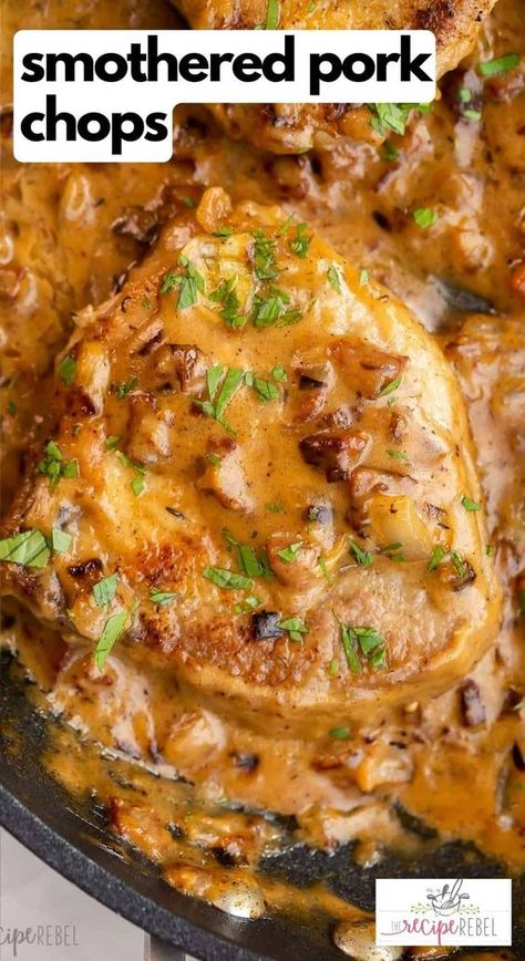 These Smothered Pork Chops are a classic Southern dish made in just one pot! Tender and juicy pork chops are seared until browned, then simmered in a rich and flavorful bacon gravy. #pork #recipes #dinner | dinner ideas | dinner recipes | pork recipes| gravy | easy recipes Pork Loin Chops Recipes, Smothered Pork Chops Recipe, Bacon Gravy, Boneless Pork Chop Recipes, Pork Chops And Gravy, Smothered Pork, Easy Pork Chops, Recipes Pork, Easy Pork Chop Recipes