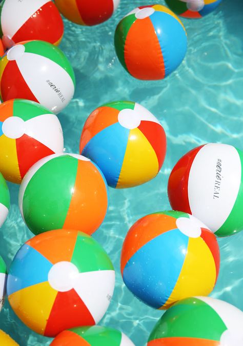 Beach Phone Wallpaper, Beach Ball Party, Ball Aesthetic, Beach Balls, Summer Pool Party, Sincerely Jules, Ab Workout At Home, Summer Pool, Beach Ball