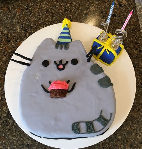 Pusheen cake for Tyler ❤ Cat Pastries, Pusheen Birthday Party Ideas, Pusheen Birthday Party, Pusheen Cake, Pusheen Birthday, Cat Birthday Party, Pusheen Cat, Christmas Tree Cookies, Character Cakes