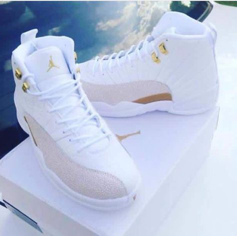 All White Jays Zapatillas Nike Jordan, Best Workout Shoes, Обувь Air Jordan, Buty Marki Nike, Boty Nike, Skor Sneakers, Jordan Shoes Girls, Jordan Shoes Retro, Shoes Sneakers Jordans