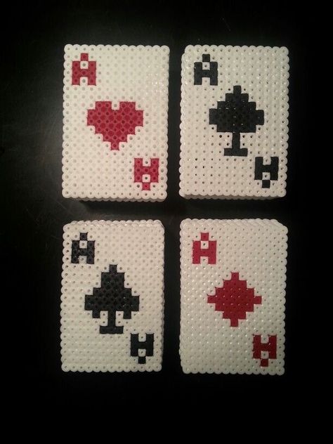 Retro Perler Bead Patterns, Valentines Perler Beads, Hama Pearls Ideas, Pyssla Ideas Aesthetic, Pearler Beads Ideas Aesthetic, Pixelart Minecraft, Pyssla Ideas, Melt Beads Patterns, Modele Pixel Art