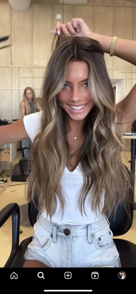 Light Brunette Hair, Summer Blonde Hair, Brown Hair Looks, Brown Hair Inspo, Brunette Hair With Highlights, Dirty Blonde Hair, Brunette Balayage Hair, Brown Hair Balayage, Blonde Hair Inspiration