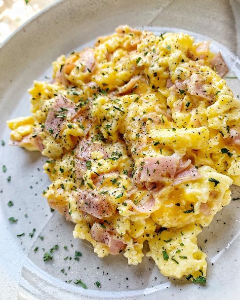 Ham Scrambled Eggs, Scrambled Eggs With Ham And Cheese, Ham And Cheese Scrambled Eggs, Scrambled Eggs With Ham, Scrambled Eggs Ideas, Eggs And Ham, Ham And Eggs Breakfast, Loaded Scrambled Eggs, Eggs And Ham Breakfast