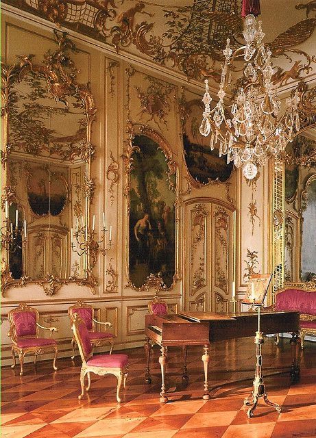 Rococo Interior, Princess Stuff, Frederick The Great, Chateau Versailles, House Pictures, Palace Interior, Castles Interior, Summer Palace, Chateau France