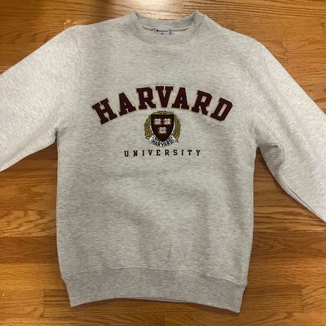 Light Grey Champion Crewneck, Size Xs, Never Worn (Tag Still On) Harvard Sweater, University Crewneck, Champion Crewneck, Harvard University, Light Grey, University, Crew Neck, Grey, Women Shopping