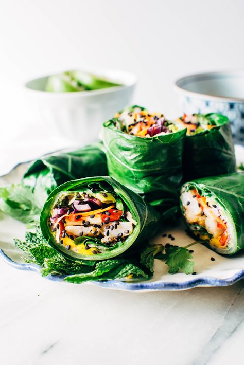 Rainbow collard green spring rolls with shrimp! Layers of tangled crunchy veggies, perfectly pan seared shrimp, spicy mayo, all tucked inside some SUPER HEALTHY collard green wraps! Collard Wraps, Collard Green Wraps, Shrimp Spring Rolls, Collard Green, Chicken Quinoa, Veggie Wraps, Raw Recipes, Vegan Curry, Nutrition Plan