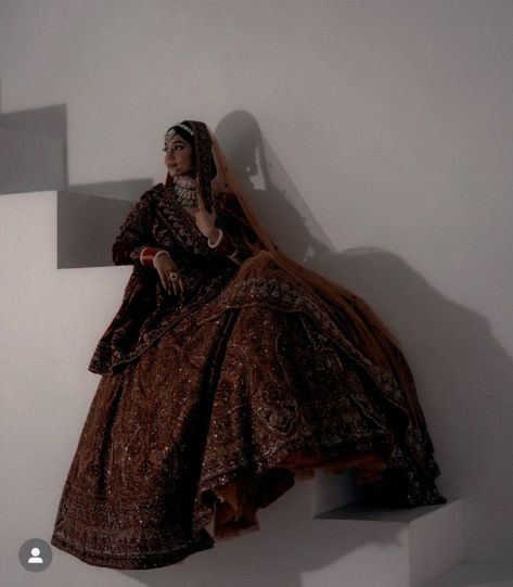 Dark Bridal Lehenga, Brown Wedding Lengha, Brown Lengha Bridal, Marwar Couture Lehnga, Brown Bridal Dress, Rust Bridal Lehenga, Brown Bridal Lehenga, Brown Lehenga, Latest Bridal Lehenga Designs