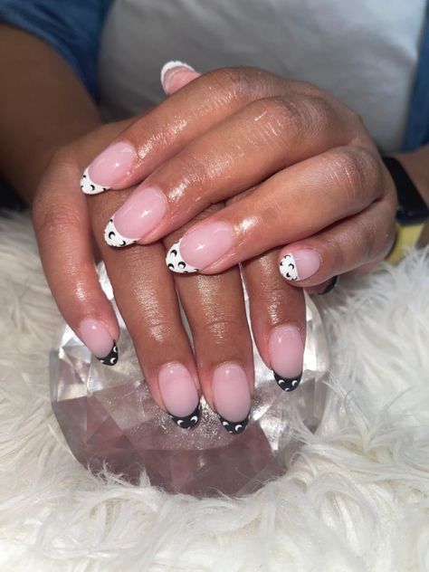 Almond shaped nails. Black and white french tips with moon design. White Nails With Moon Design, Almond Shaped Nails Black, Nails Black And White French, Black And White French Tips, Nails With Moon, Nails Black And White, White French Tips, Black And White French, Almond Shaped Nails