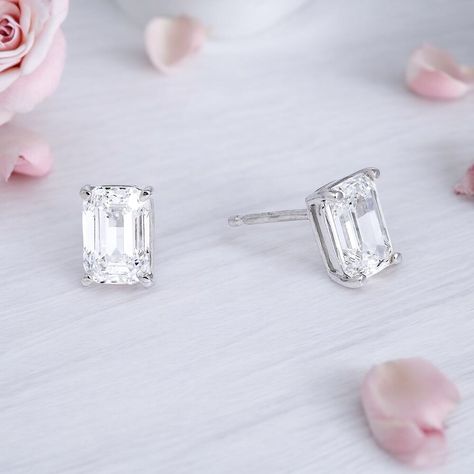 1 Carat emerald cut lab grown diamond studs💎✨🤩 DM or text 646-988-2227 to inquire!✨ . . . #emeraldcut #labgrowndiamonds #diamondstuds #1carat #sayyes #bridaljewellery Diamond Stud Earrings, Fine Jewelry Collection, Diamond Stud, Bridal Gifts, 1 Carat, Lab Diamonds, Diamond Earrings Studs, Diamond Studs, Emerald Cut