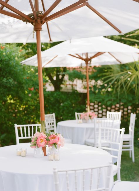 Umbrella Centerpiece, Backyard Bridal Showers, Table With Umbrella, Round Table Decor, Cocktail Umbrellas, Ideas For Wedding Decorations, Cocktail Hour Wedding, Garden Theme Wedding, Garden Party Decorations