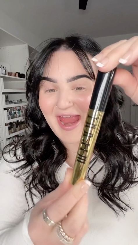 Milani Anti Gravity Mascara, Anti Gravity Mascara, Milani Mascara, Mascara Tutorial, Milani Cosmetics, Mascara Review, Tubing Mascara, Anti Gravity, Lengthening Mascara