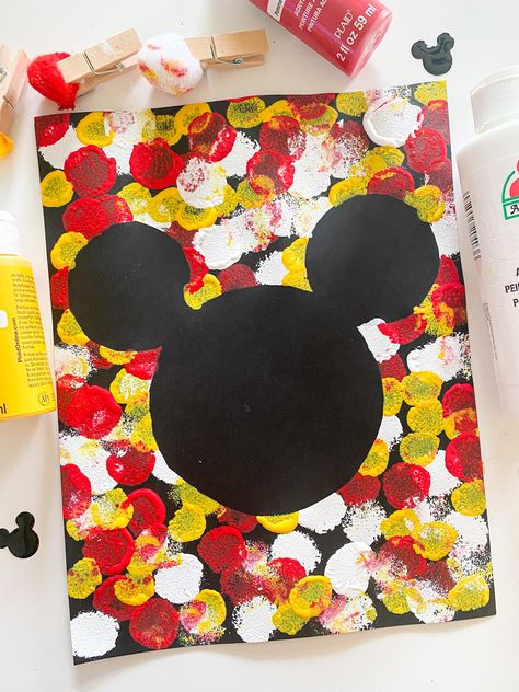 Mouse Crafts For Kids, Mickey Craft, Mouse Craft, Disney Crafts For Kids, Mickey Mouse Crafts, Disney Themed Classroom, Arte Do Mickey Mouse, Disney Activities, Disney Camping