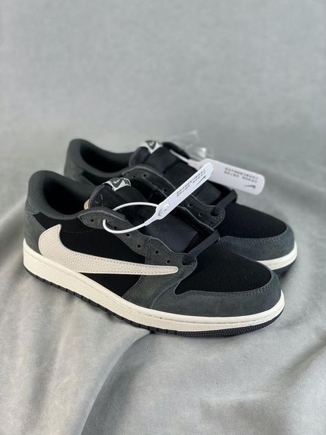 PRODUCT DETAILS  Includes Shipping bags, dustbag sleeper, care manual, booklet, tag. Women Cargo Pants, Urban Street, Air Jordan 1 Low, Jordan 1 Low, Women Cargos, Travis Scott, Lv Bag, Air Jordan 1, Kanye West