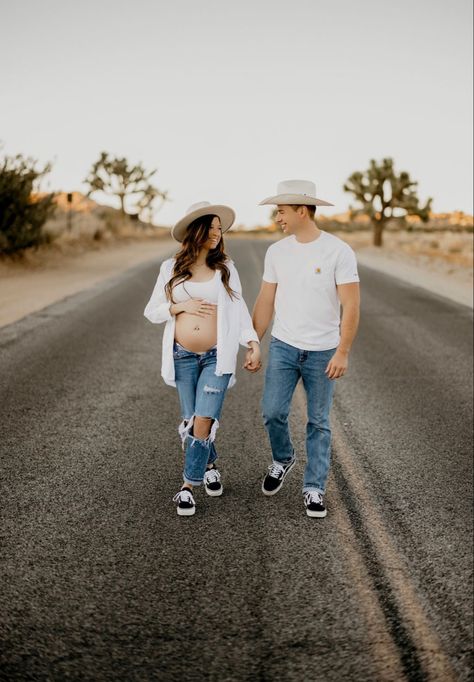 white t shirt maternity, desert, blue jeans Maternity Couple Outfit Ideas, Casual Jeans Maternity Shoot, Maternity Photos Jeans Outfit, Maternity Photos Blue Jeans, Maternity Jean Photoshoot, Maternity Photo Jeans And Shirt, Jeans And Tshirt Maternity Photos, Maternity Outfits For Photoshoot Casual, Maternity Photo Shoot Jeans Outfit