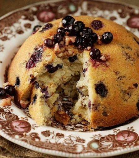 Cherokee Huckleberry bread Huckleberry Bread, Cherokee Food, Native American Food, Native Foods, American Desserts, Cherokee Indian, American Dishes, Fry Bread, American Food