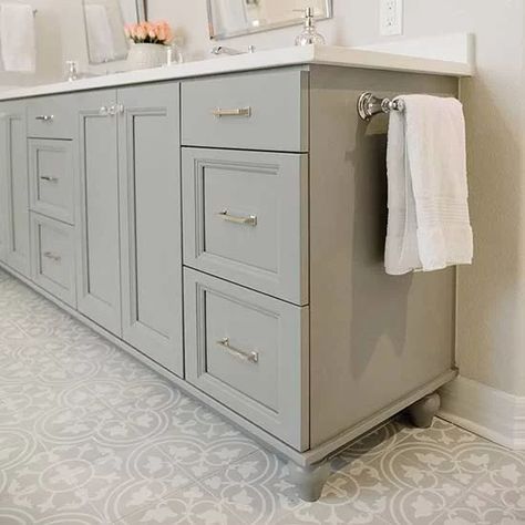 Greige cabinets - A beautiful greige color like Pratt and Lambert Ever Classic, used on this bathroom vanity. Other popular greige cabinet colors are Sherwin Williams Eider White, Sherwin Williams Repose Gray, Sears Dove Gray, and Benjamin Moore Kendall Charcoal. Bathroom Cabinet Colors, Grey Bathroom Cabinets, Paint Color Trends, Painting Bathroom Cabinets, Cabinet Paint, Trending Paint Colors, Large Bathroom, Popular Paint Colors, Cabinet Paint Colors