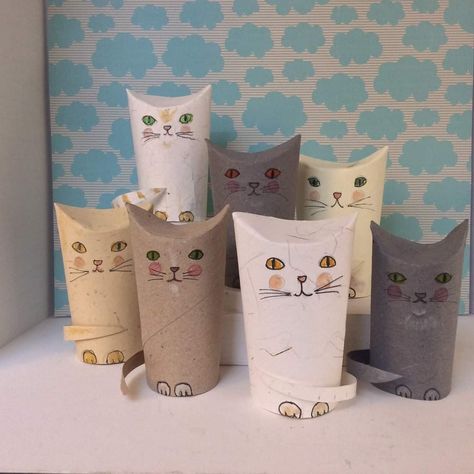 Toilet Paper Roll Cat, Toilet Paper Roll Dolls, Toilet Roll Animals, Toiletpaperroll Craft, Toilet Paper Art, Toilet Paper Roll Art, Rolled Paper Art, Toilet Paper Crafts, Toddler Arts And Crafts