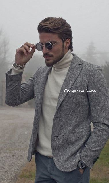 Cloudy Day Outfit, Trimmed Beard Styles, Cloudy Day Outfits, Mens Beards, Mdv Style, Gray Outfit, Street Style Magazine, Classic Haircut, Men Haircut Styles