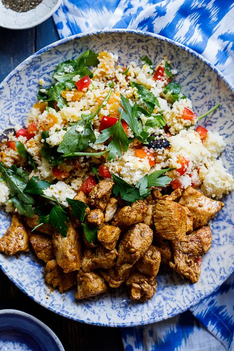 Meal prep made easy with this completely delicious Moroccan chicken couscous salad recipe. Make a big batch and feast all week long. Moroccan Chicken Couscous, Chicken Couscous Salad, Pizza Toast, Couscous Salad Recipes, Chicken Couscous, Completely Delicious, Harissa Chicken, Chicken Receipes, Chicken Lunch