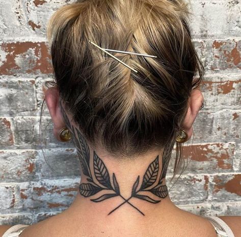 Back Of The Head Tattoo For Women, Small Side Of Neck Tattoo, Womens Back Neck Tattoo, Traditional Side Neck Tattoo, Hairline Tattoo For Women Neck, Women Back Neck Tattoo, Back Hairline Tattoo, Nape Neck Tattoo, Low Neck Tattoo