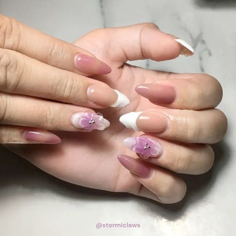 gel x french tips purple nails flower French Tips Purple, Purple Nails Flower, Nails Flower, French Tips, Purple Nails, Flower Nails, Lavender, Nails, Purple