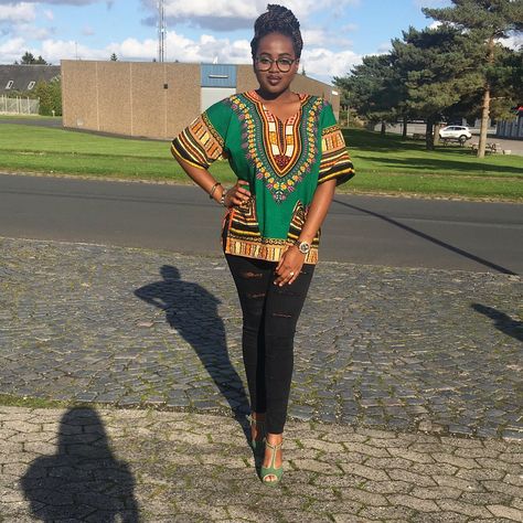 Dashiki it with style! #dashiki Dashiki Outfit Women, Female Dashiki, Dashiki Outfit, African Prints, Outfit Women, African Print, Ankara, Christmas Sweaters, Clothes For Women