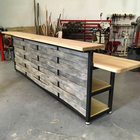 Serving Counter, Table Island, Bar Counter Design, Home Bar Rooms, Industrial Kitchen Design, Diy Home Bar, Diy Patio Decor, Island Bar, Cafe Shop Design