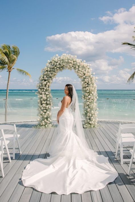 Wedding at Dreams Tulum Resort & Spa, Sunset Rooftop | Cancun and Tulum Wedding Photographer Wedding In Tulum Mexico, Dreams Resort Cancun Wedding, Dreams Tulum Resort Wedding, Dreams Tulum Wedding, Beach Clubs Tulum, Sunset Rooftop, Tulum Resorts, Grand Velas Riviera Maya, Dreams Tulum Resort