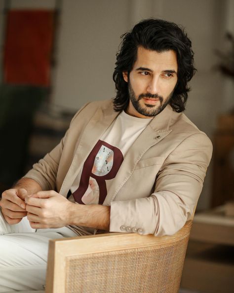 Aditya Seal, Like Instagram, Girly Photography, Haircuts For Men, Celebrity Style, Hair Cuts, Actors, Photography, Clothes