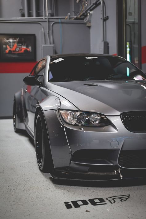 E92 335i, E90 Bmw, E92 M3, Wide Body Kits, Bmw Love, Cool Sports Cars, Top Cars, European Cars, Wide Body