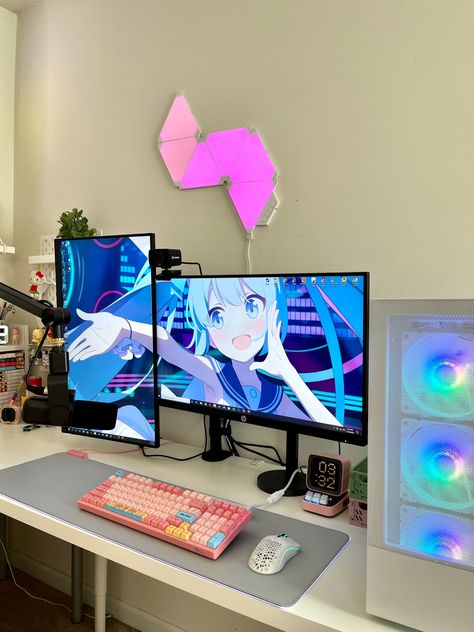 Bedroom Aesthetic Gaming, Anime Pc Setup, Artist Setup, Aesthetic Gaming Setup, Cozy Bedroom Aesthetic, Anime Pc, Pc Aesthetic, Setup Pc, Aesthetic Gaming