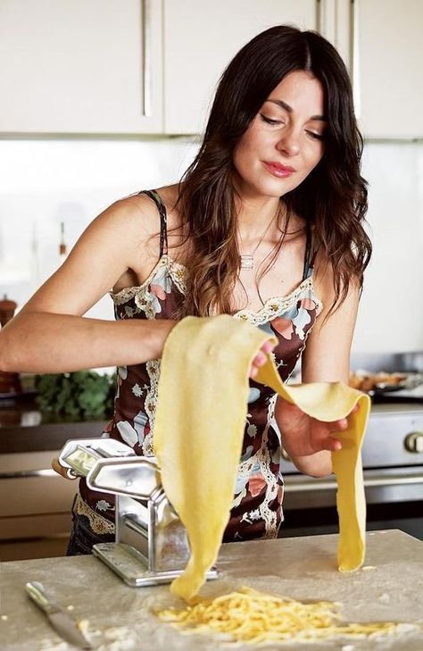 Silvia Colloca Cook Like An Italian Recipes, Silvia Colloca, Malta Food, Film Crew, Italian Family, Cooking Range, New Tv Series, Lchf Recipes, Nigella Lawson