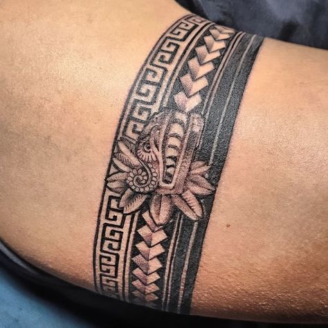 Traditional Mayan Tattoos, Purepecha Tattoo, Aztec Band Tattoo, Aztec Quetzalcoatl Art, Tattoo Arm Ideas, Quetzalcoatl Art, Quetzalcoatl Tattoo, Aztec Warrior Tattoo, Aztec Tattoos Sleeve