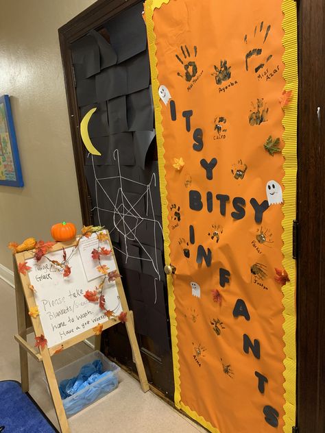 Infant Halloween Classroom Door, Fall Infant Door Ideas, Infant Halloween Door Ideas, Infant Room Daycare Decorations, Infant Classroom Ideas Daycares, Infants Activities, Infant Room Daycare, Halloween Classroom Door, Infant Daycare