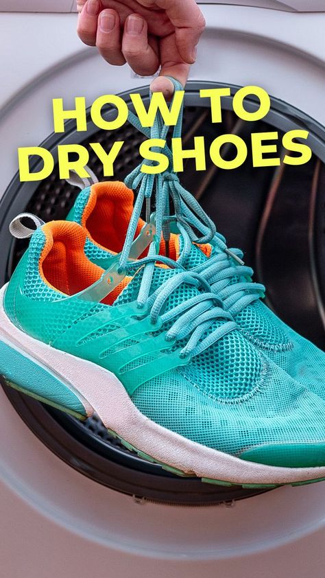 Holding wet shoes in front of the dryer Shoe Hacks, How To Wash Shoes, Shoes Hack, Home Tips, Best Shoes, What Really Happened, Funny Faces, Tumble Dryer, Do Anything