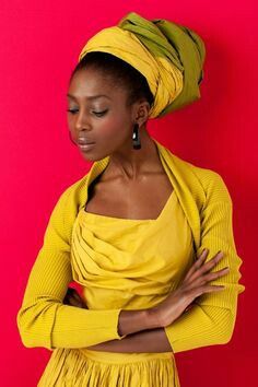 Jamaican head wraps Black Woman Natural Hair, African Head Scarf, Hair Yellow, Head Turban, Head Wrap Styles, African Head Wraps, Hair Wraps, African Wear, Hand In Hand