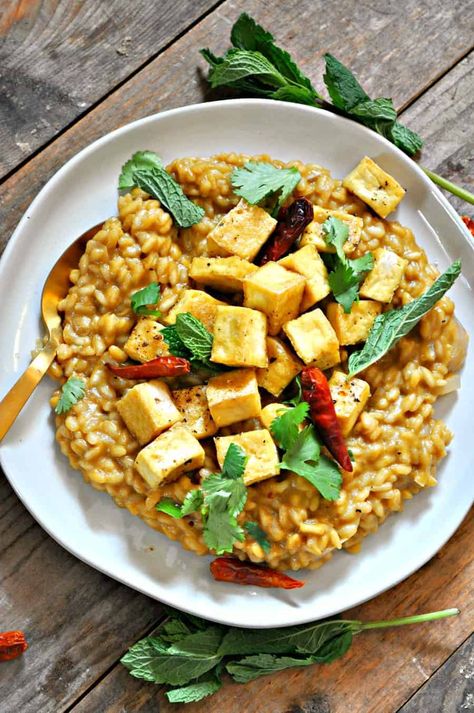 Vegan Thai Green Curry Risotto  - Rabbit and Wolves Curry Risotto, Vegan Thai Curry, Vegan Thai Green Curry, Rabbit And Wolves, Vegan Risotto, Low Fat Dinner, Thai Green Curry, Vegan Asian, Risotto Recipes