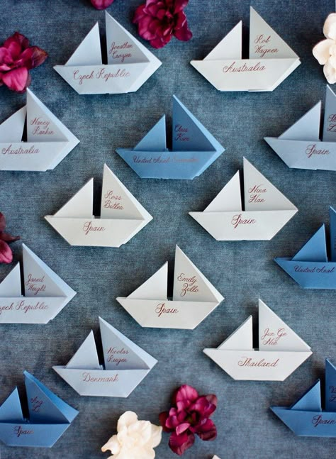 Wedding Marine Theme, Beach Wedding Table Seating Chart, Maritime Wedding Decoration, Marine Theme Wedding, Wedding Nautical Theme, Ship Wedding Ideas, Nautical Rustic Wedding, Sailboat Party Decorations, Classy Nautical Wedding