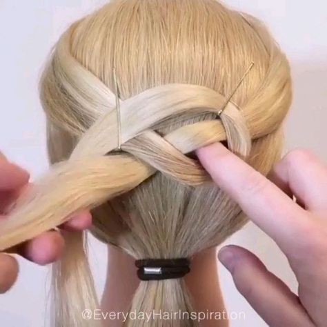 Half Up Braid With Ribbon, Cool Braids For Long Hair Step By Step, Celtic Knot Braid, Blonde Hairstyles Wedding, Cool Braids For Long Hair, How To Hairstyles Step By Step, Simple Wedding Hairstyles For Long Hair, Celtic Braids, Scottish Hair