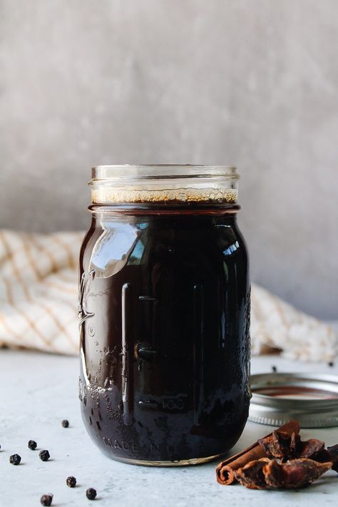 Starbucks Iced Chai Latte - The Fig Jar Starbucks Iced Chai Tea Latte Recipe, Chai Tea Concentrate Recipe, Starbucks Iced Chai, Chai Concentrate Recipe, Homemade Chai Latte, Chai Tea Bags, Chai Tea Latte Starbucks, Chai Concentrate, Chai Tea Latte Recipe